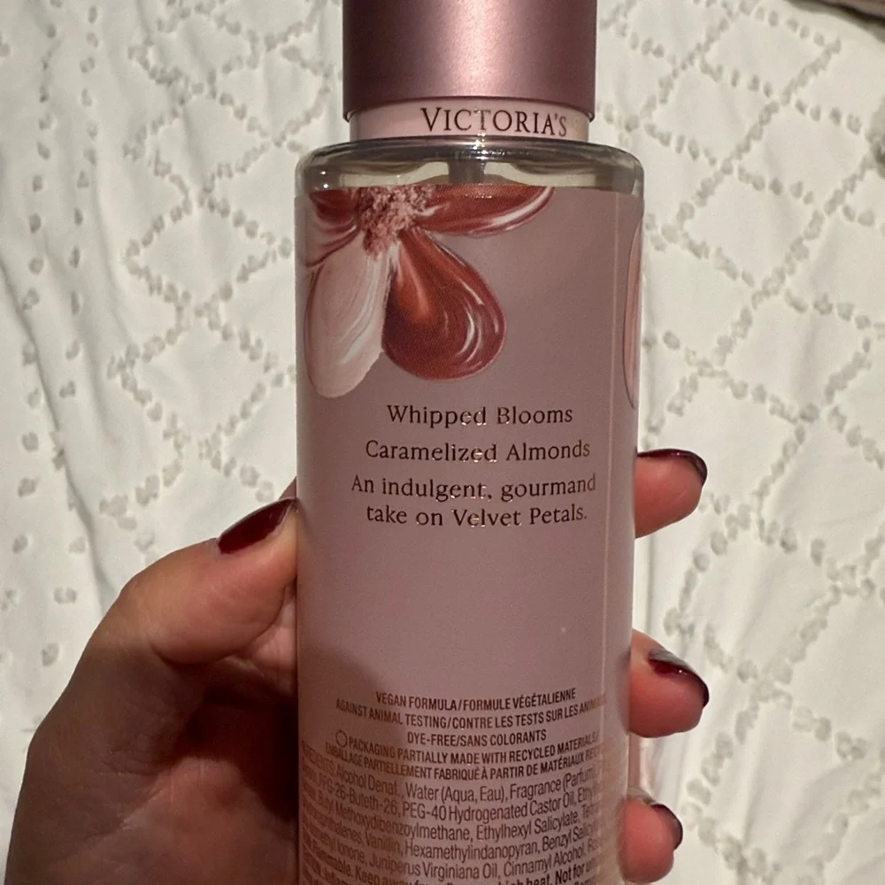 Victoria's Secret Velvet Petals Fragrance and lotion bundle NEW! - Picture 2 of 4